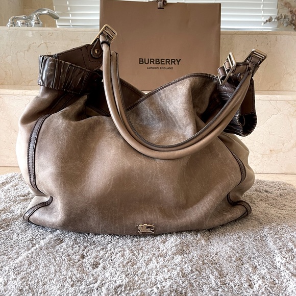 Burberry Leather Oversized Bag/Shopper - Picture 1 of 16